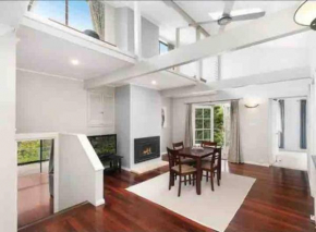 Blue Mountains charm with Spa! Wentworth Falls